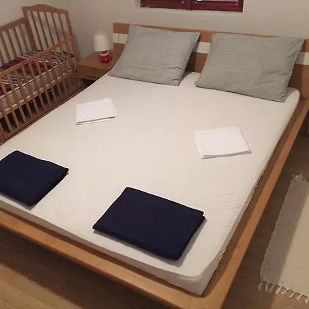 Apartment Pavic Betina (Sibenik-Knin)