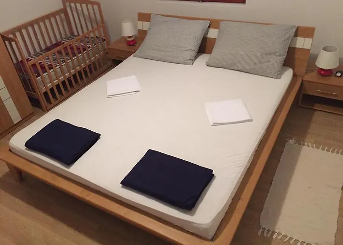 Apartment Pavic Betina (Sibenik-Knin)